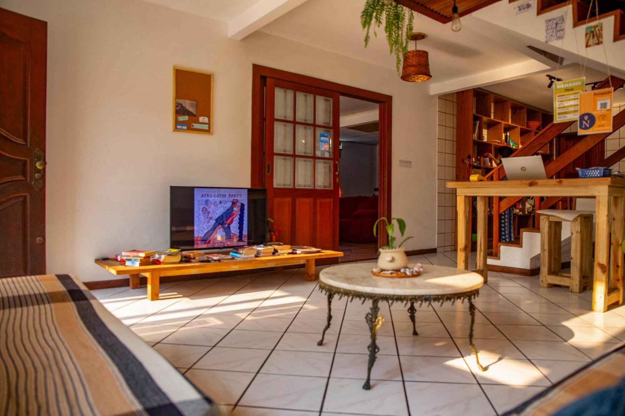 Nomades Beach House - Adventure Hostels - Florianopolis — Photos 1